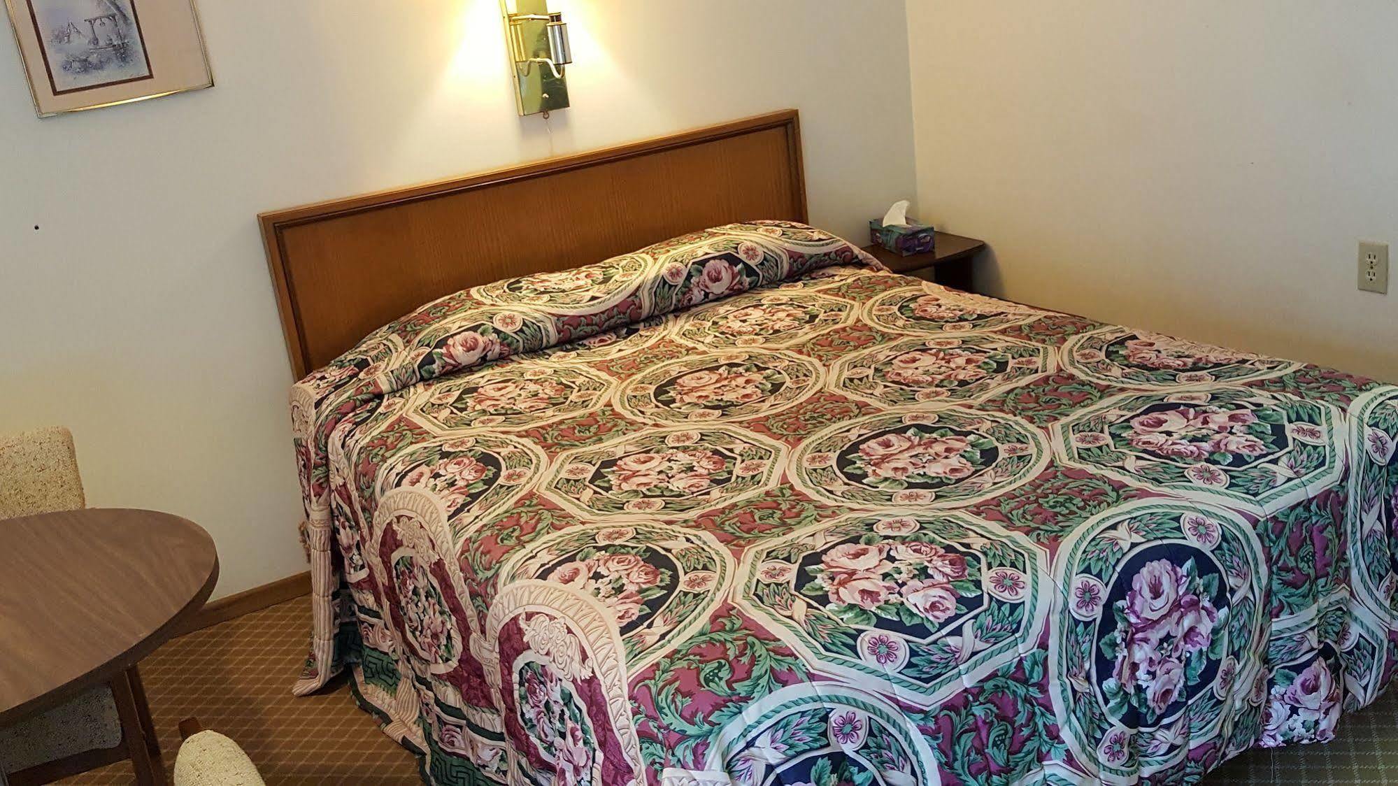 Town'N Country Motor Inn Лемингтон Екстериор снимка