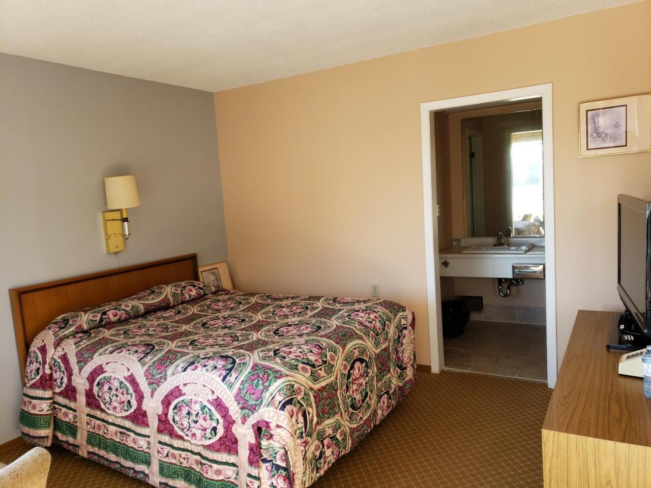 Town'N Country Motor Inn Лемингтон Екстериор снимка