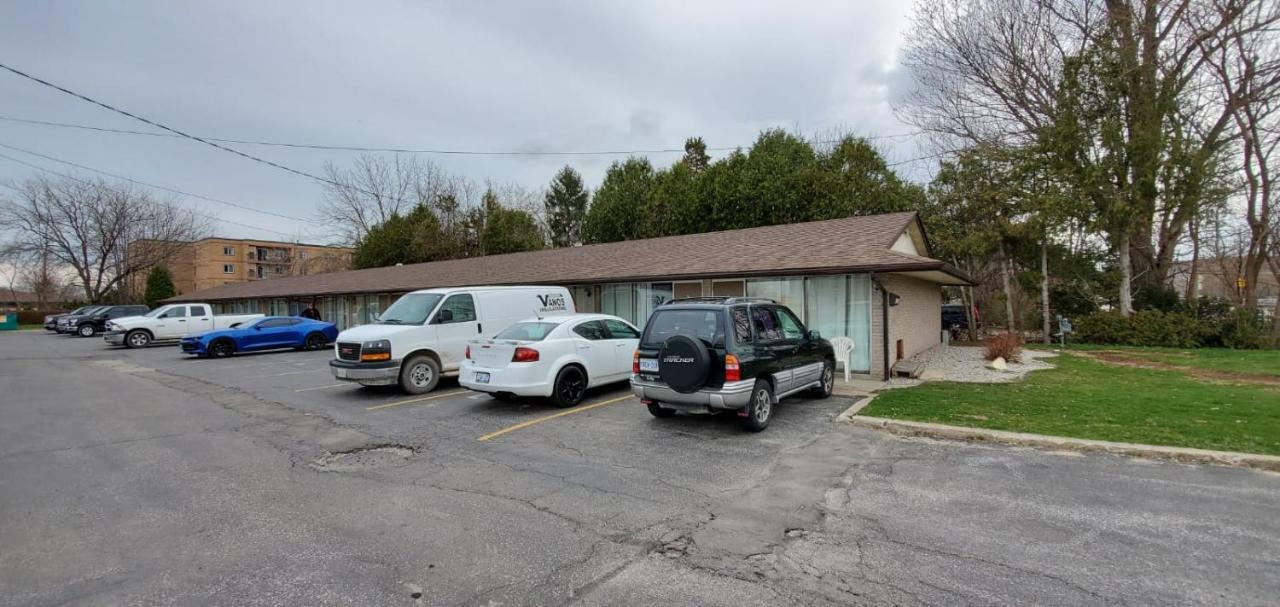 Town'N Country Motor Inn Лемингтон Екстериор снимка